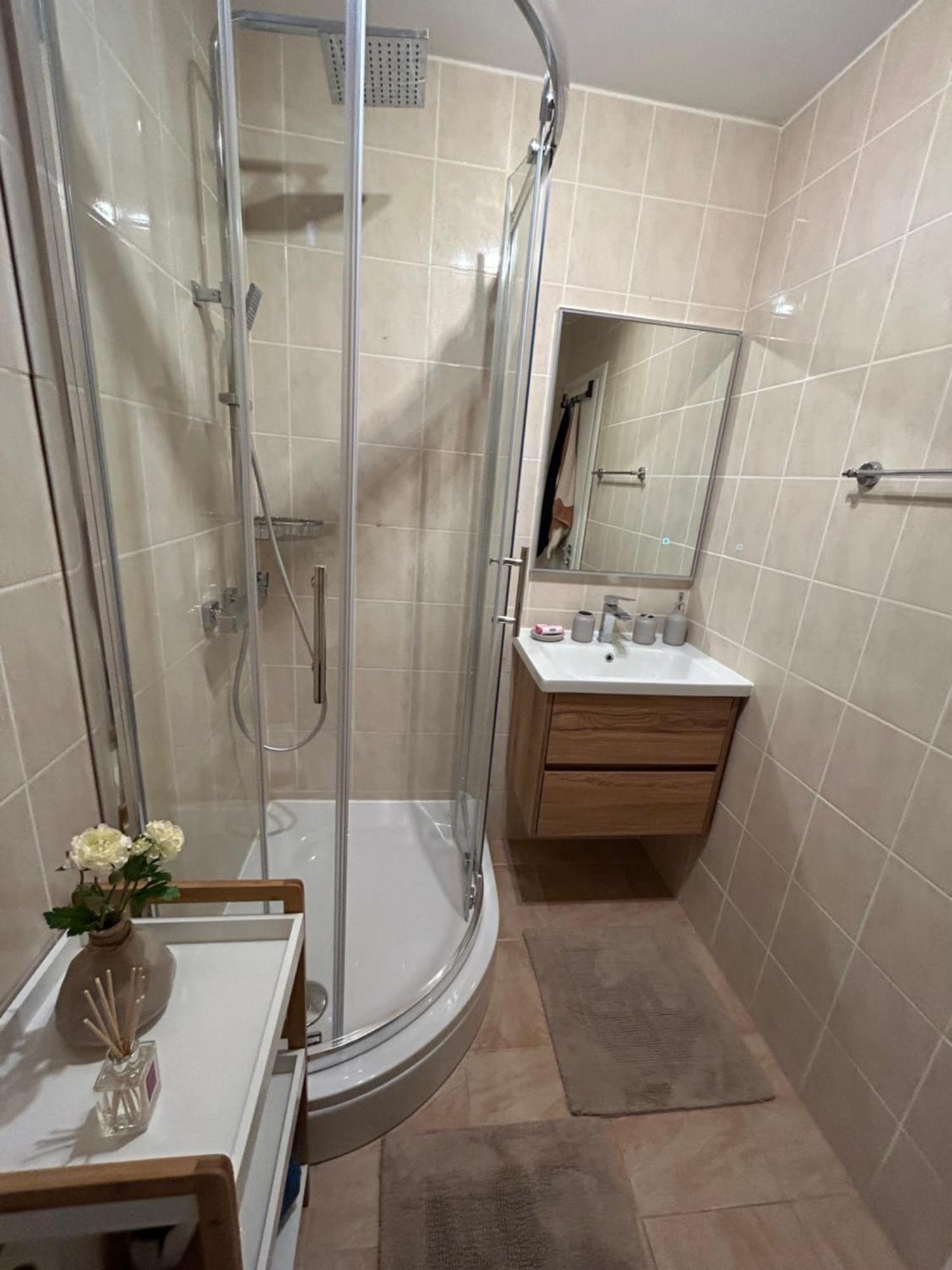ויר Holiday House Matej מראה חיצוני תמונה
