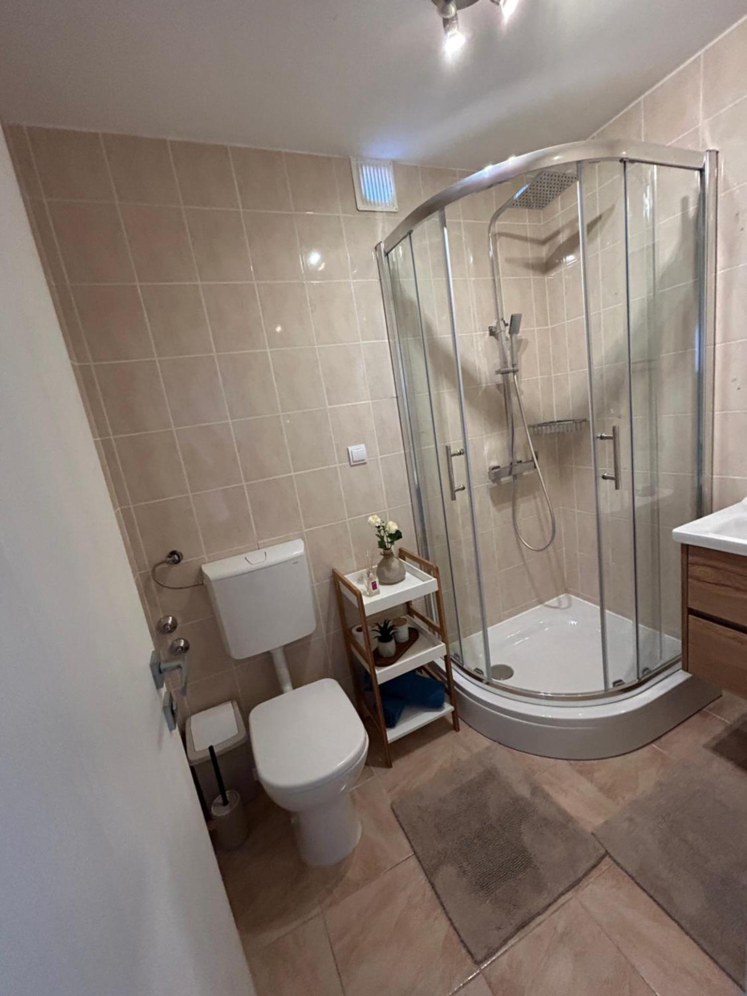 ויר Holiday House Matej מראה חיצוני תמונה