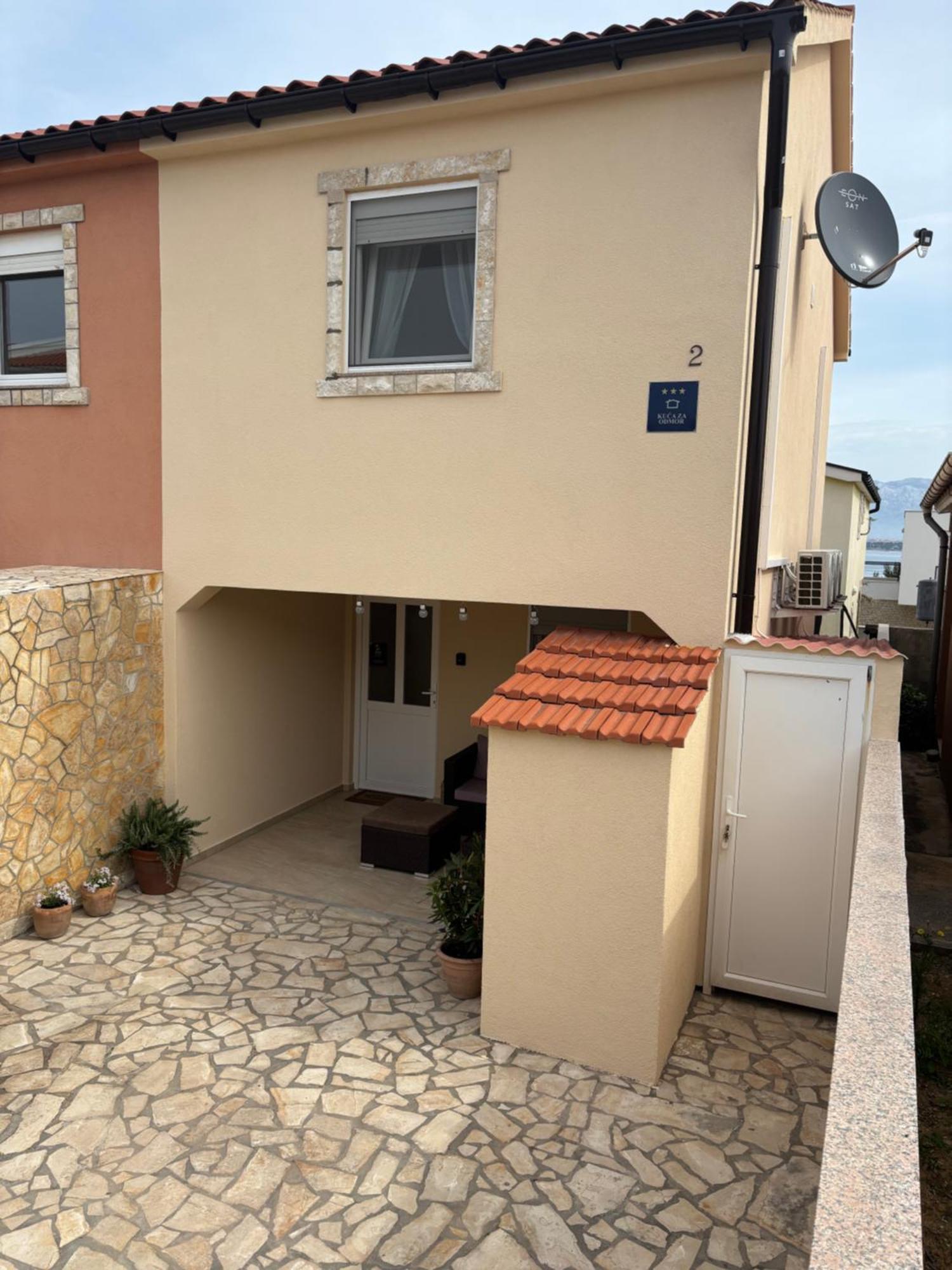 ויר Holiday House Matej מראה חיצוני תמונה