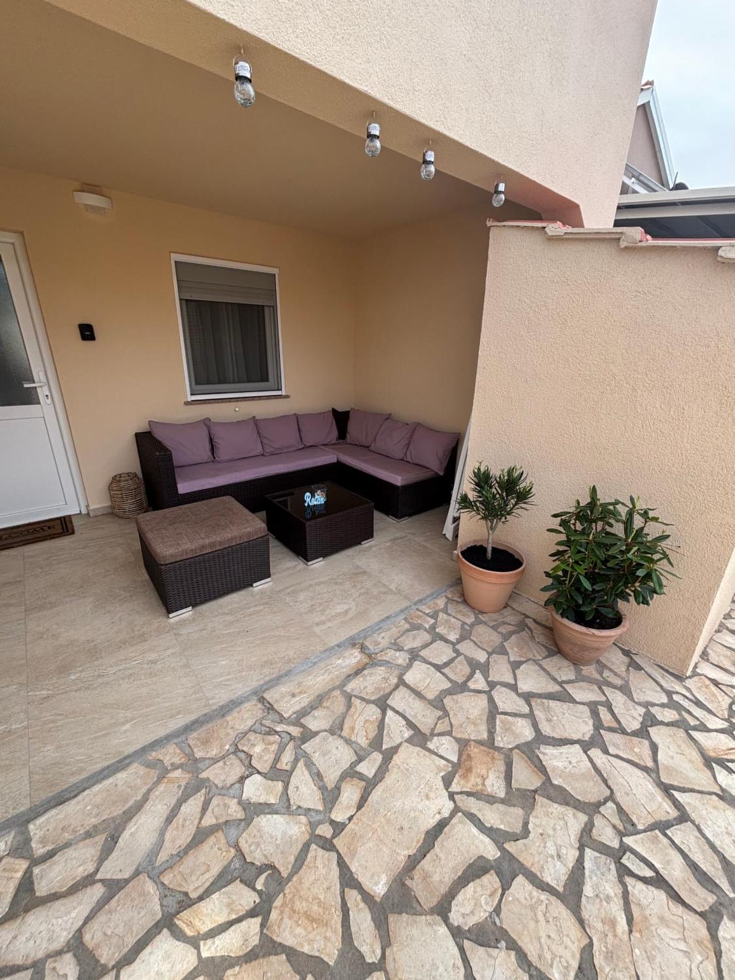 ויר Holiday House Matej מראה חיצוני תמונה
