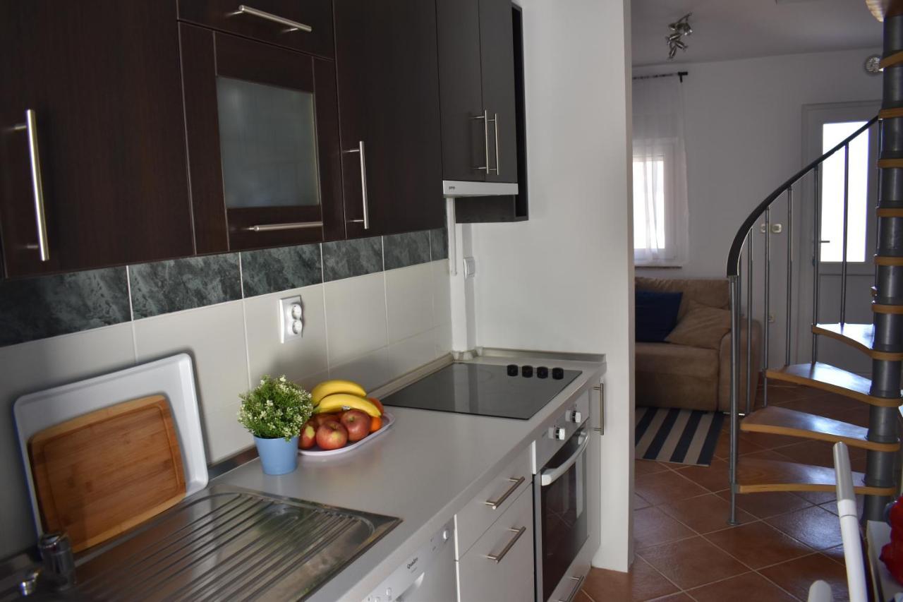 ויר Holiday House Matej מראה חיצוני תמונה