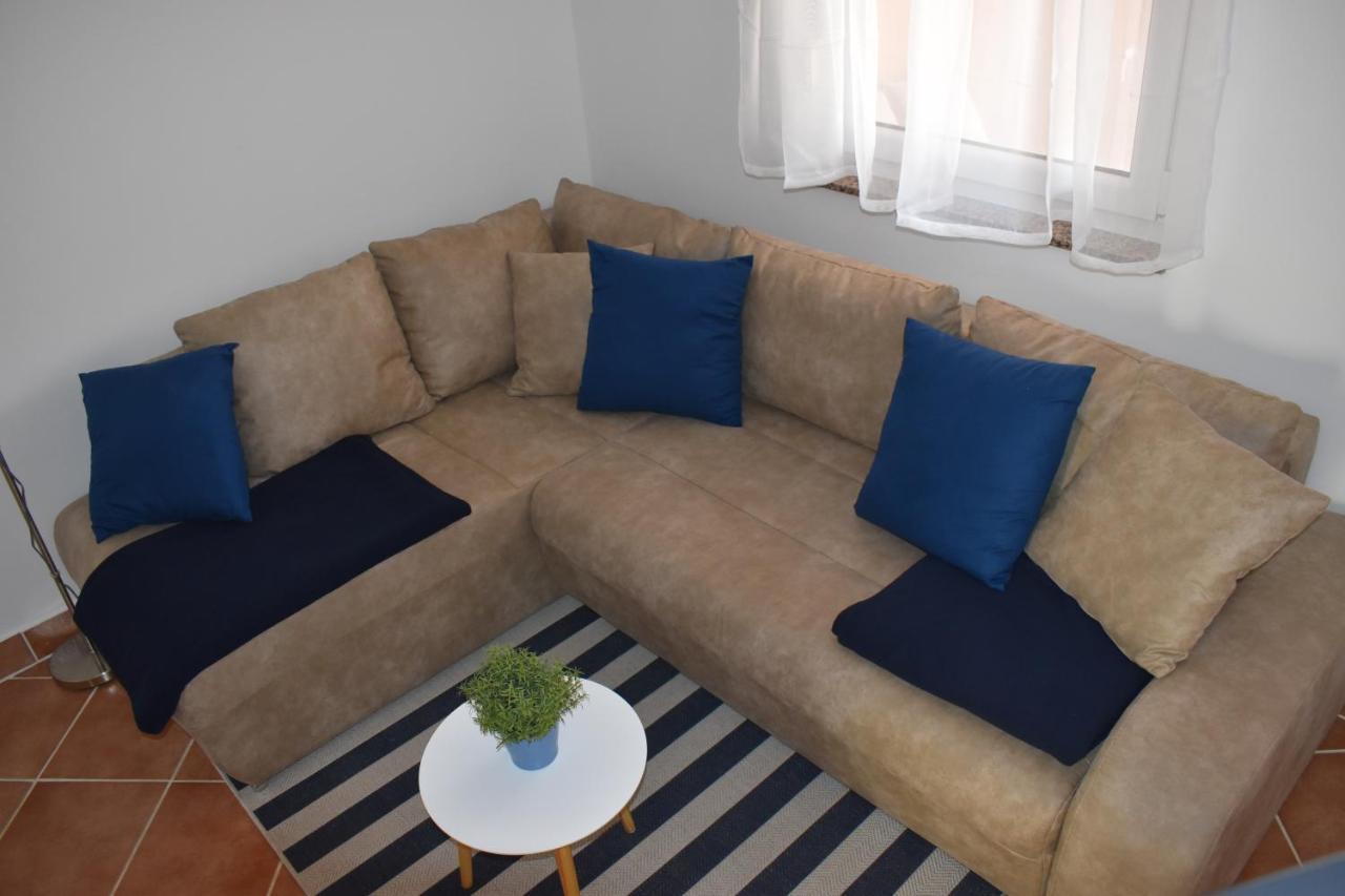 ויר Holiday House Matej מראה חיצוני תמונה
